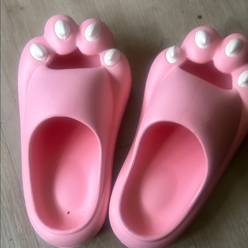 Cute Pink Paw Women's Slippers - Picture 5 of 6